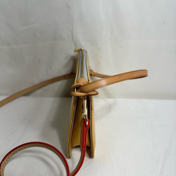 Louis Vuitton Accessories Pouch Bag - Picture 4 of 11